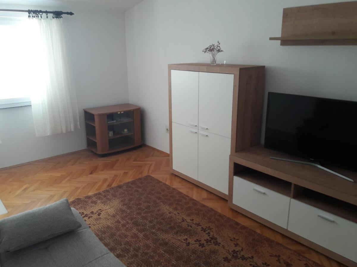 Apartment Bise Рогозниця Екстер'єр фото