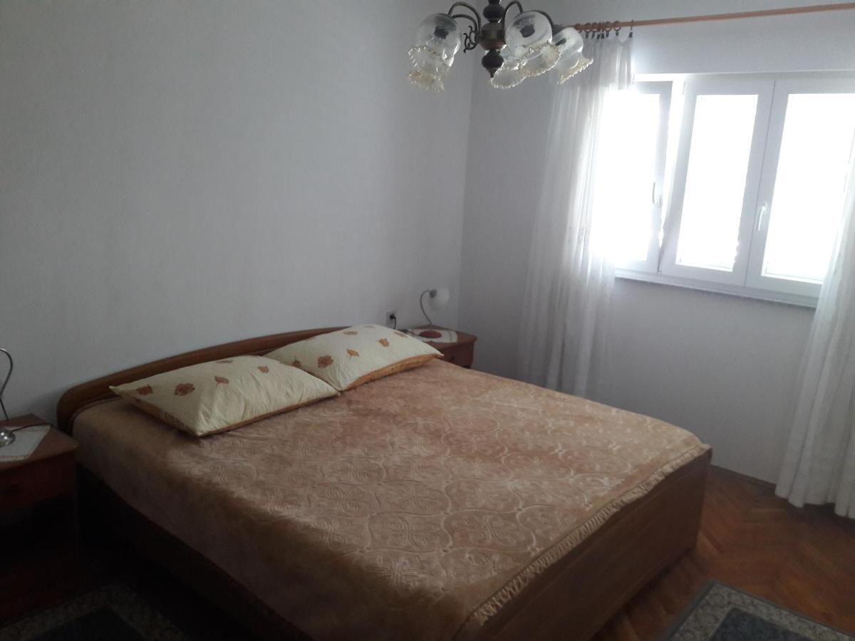 Apartment Bise Рогозниця Екстер'єр фото