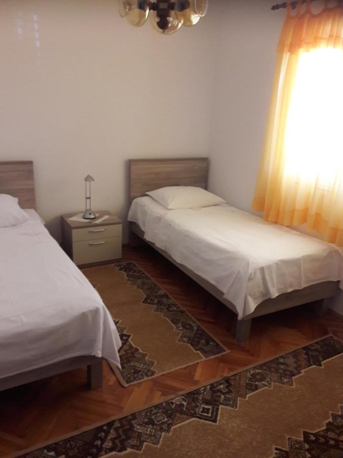 Apartment Bise Рогозниця Екстер'єр фото