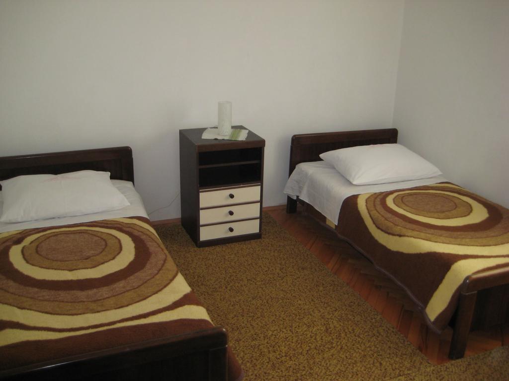 Apartment Bise Рогозниця Екстер'єр фото