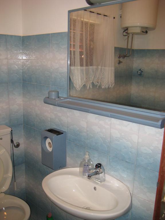 Apartment Bise Рогозниця Екстер'єр фото