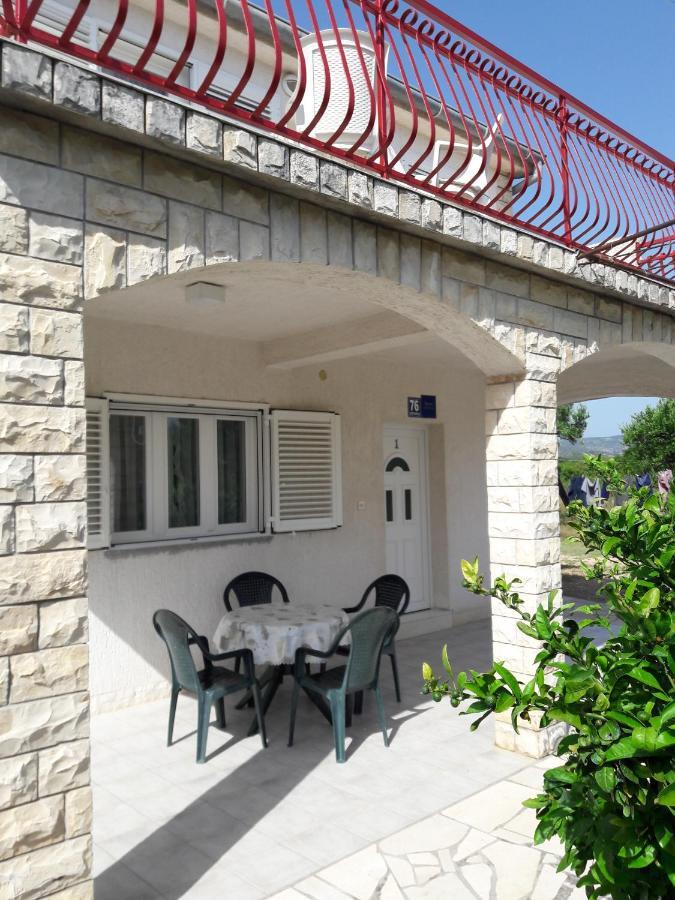 Apartment Bise Рогозниця Екстер'єр фото